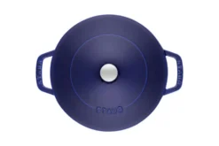 Sauteuse Staub Chistera en fonte émaillée bleu intense
