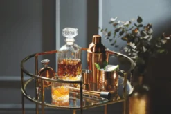 Set de bouteille à whisky Barcraft avec 4 verres taillés