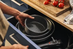 Set de cuisson 6 pièces Ballarini Torre 1 poêle 24cm + 1 poêle 28cm + 1 casserole 16cm + 3 poignées amovibles
