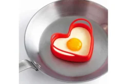 Set de 4 formes de cuisson Mastrad pour œufs, muffins, cookies