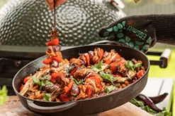 Set de 2 pics brochettes flexibles Big Green Egg en acier inox 68cm