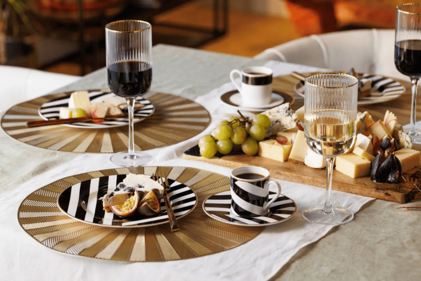 Set de 4 verres à vin rouge Mikasa Sorrento en cristal transparent motif nervuré 450ml
