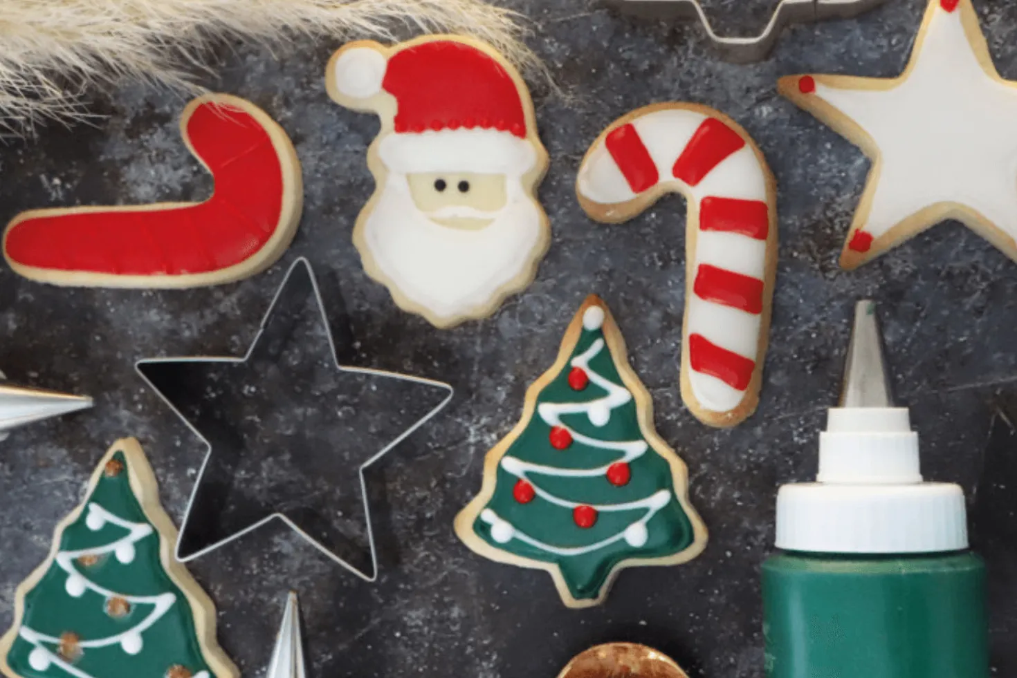 Set 4 emporte-pièces Scrapcooking en fer blanc - Noël