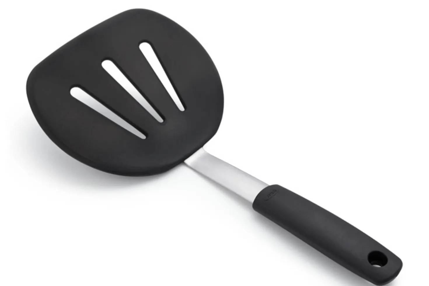 Spatule extra large flexible ajourée OXO en silicone