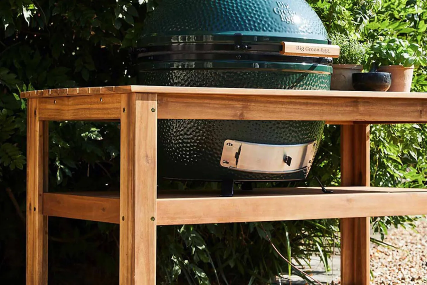 Table en bois d'eucalyptus pour barbecue Big Green Egg XLarge