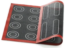 Tapis de cuisson Silikomart éclair et choux en silicone professionnel et fibres de verre micro-perforées 30x40cm